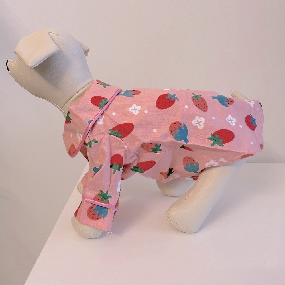 💗 NWOT Dog Pyjamas with Strawberry Print